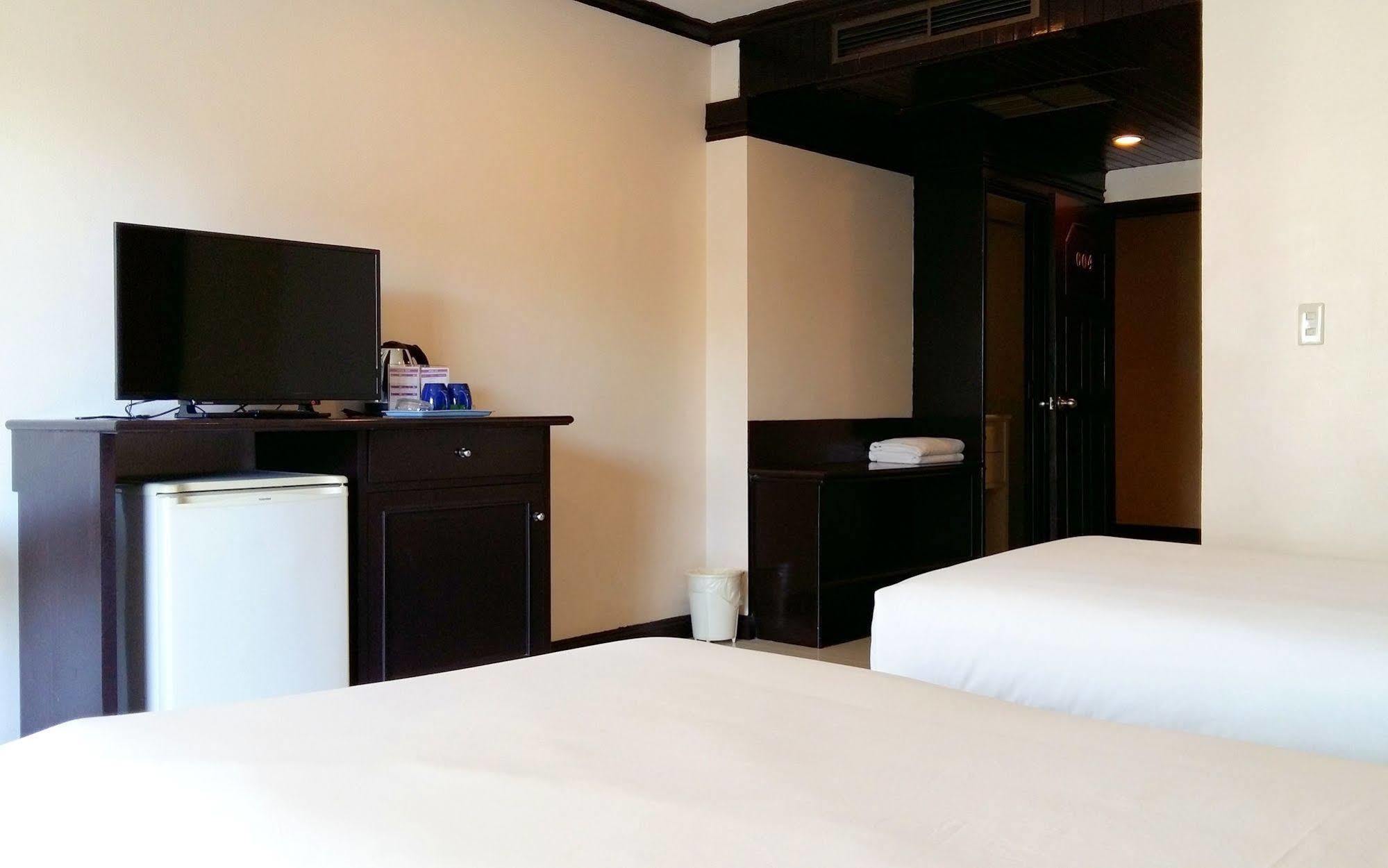 Mike Beach Resort Pattaya Eksteriør billede